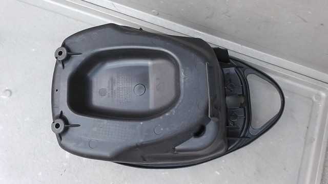 画像の拡大・明るさの変更ができます。 ジョルノ4スト GIORNO AF70-1033xxx の メットインボックスの画像5