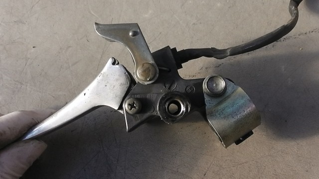 画像の拡大・明るさの変更ができます。 ディオフィット AF27-4012xxx の ブレーキレバーホルダー 左の画像2