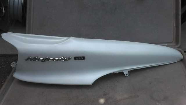 画像の拡大・明るさの変更ができます。 マジェスティ ABS SG03J-037xxx の ボディカバー 右の画像1