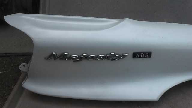 画像の拡大・明るさの変更ができます。 マジェスティ ABS SG03J-037xxx の ボディカバー 右の画像2