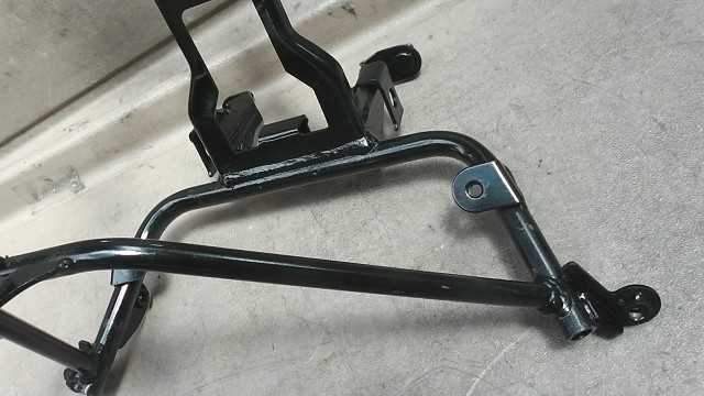 画像の拡大・明るさの変更ができます。 マジェスティ ABS SG03J-037xxx の カウルステーの画像3
