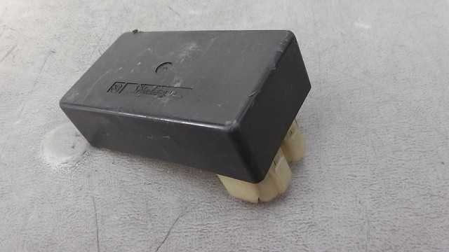 画像の拡大・明るさの変更ができます。 マグナ50 AC13-1000xxx の CDIの画像1