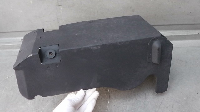 画像の拡大・明るさの変更ができます。 ジャイロUP TA01-1617xxx の マフラーカバーの画像3