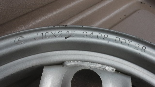 画像の拡大・明るさの変更ができます。 テ゛ィオチェスタ FI AF68-3005xxx の ホイールセットの画像4