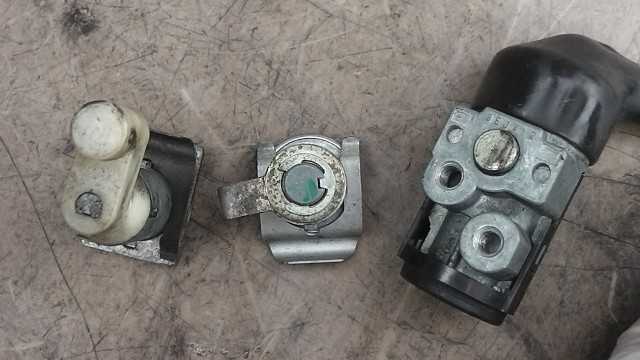画像の拡大・明るさの変更ができます。 スーハ゜ーテ゛ィオSR AF28-1437xxx の キーセットの画像6