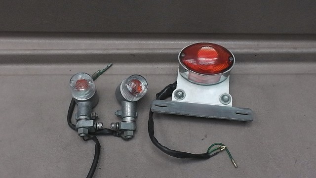 画像の拡大・明るさの変更ができます。 ZOOMER(ズーマー) AF58 の ウインカー テールの画像1