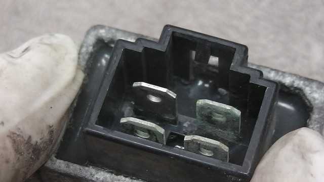 画像の拡大・明るさの変更ができます。 スーハ゜ーテ゛ィオSR AF28-1221xxx の レギュレターの画像3