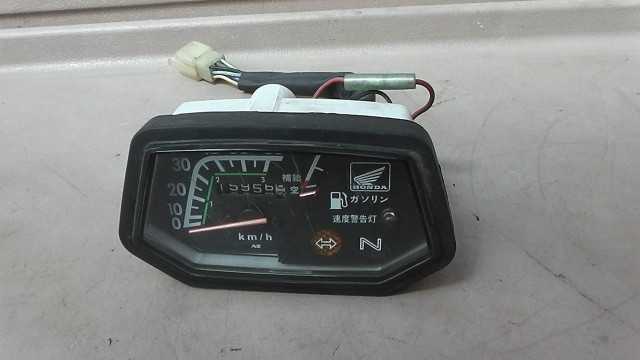 画像の拡大・明るさの変更ができます。 シャリー CF50-3905xxx の メーター キズの画像1