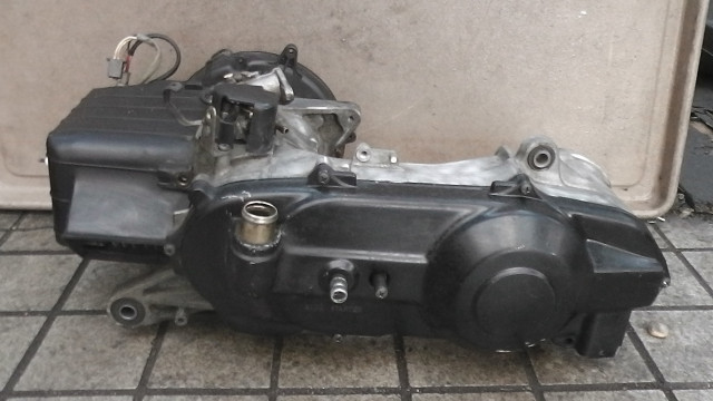 Moteur SUZUKI CE11A adresse v100