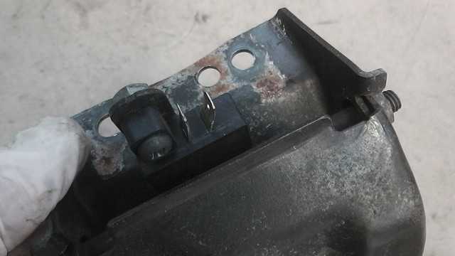 画像の拡大・明るさの変更ができます。 クレアスクーピー i AF55-1031xxx の シートヒンジ の画像5