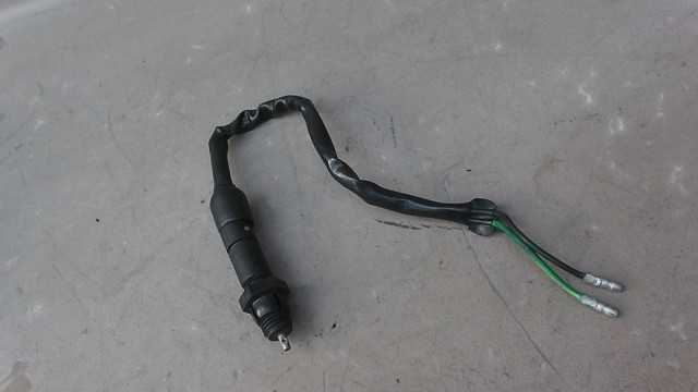 画像の拡大・明るさの変更ができます。 カブ12V C50-9719xxx の ブレーキスイッチの画像1