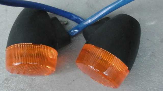 画像の拡大・明るさの変更ができます。 トップボーイ RFBSF10AF3AY の フロントウインカー セットの画像3