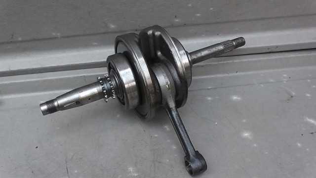 Fits Kawasaki Crankshaft 900 ZXI /STX /STS / 13031-3732 1995