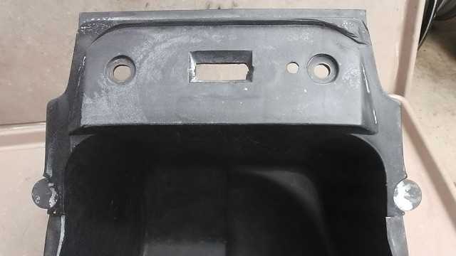 画像の拡大・明るさの変更ができます。 シグナス125SV SE07J-000xxx の メットインボックスの画像2