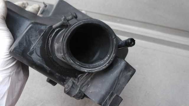 画像の拡大・明るさの変更ができます。 シグナス125SV SE07J-000 の エアクリーナーの画像4