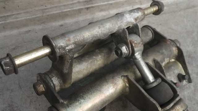 フュージョン250 MF02-1108xxx の エンジンマウント