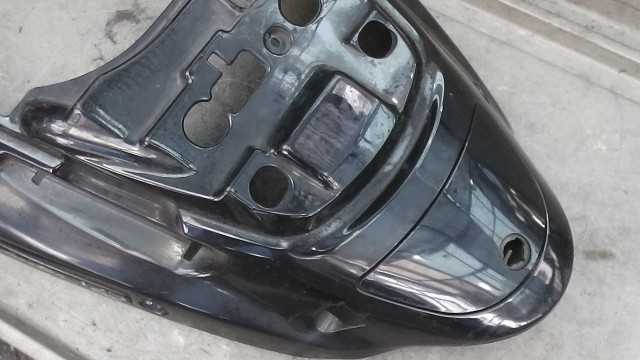 画像の拡大・明るさの変更ができます。 ヴェクスター125 CF42A-501xxx の ボディカバー キズの画像6