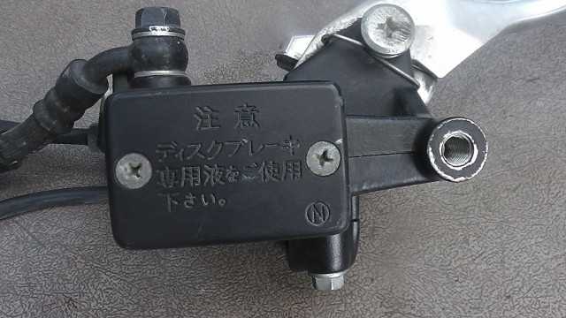 画像の拡大・明るさの変更ができます。 リード110 JF19 の キャリパー マスターシリンダーの画像2
