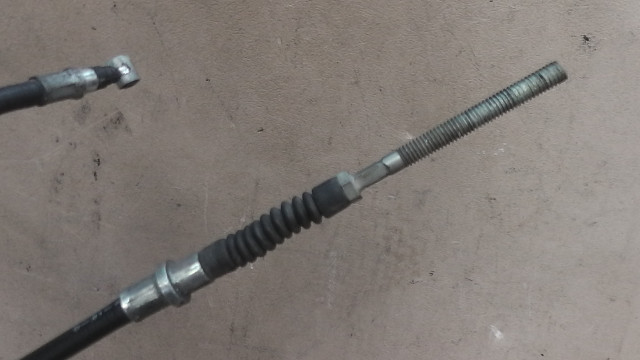 画像の拡大・明るさの変更ができます。 カブ12V AA01 の フロントブレーキワイヤーの画像3