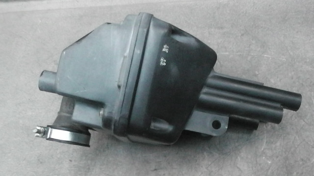 画像の拡大・明るさの変更ができます。 カブ50カスタム C50-0537 の エアークリーナー ボックスの画像6