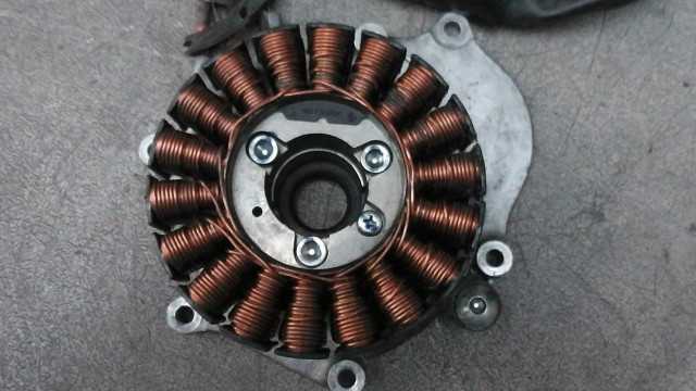 PCX JF28-1006xxx の ステーターコイル PCX JF28-1006xxx の ステーターコイル