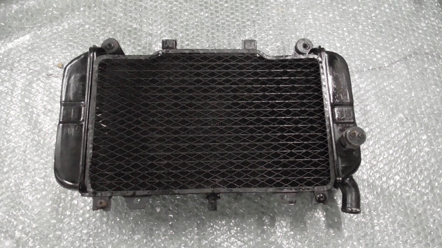 ZZR400 ZX400N-002xxx の ラジエター