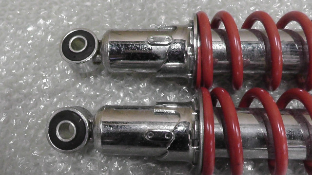 CBF125R LALPJJN57L3252xxx の リアサスペンション