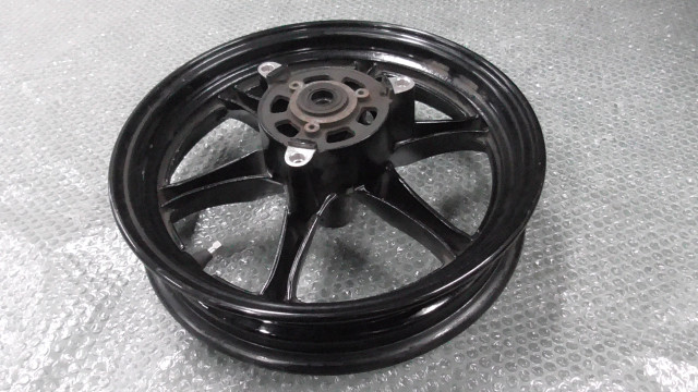 バーグマン200 CH41A-705xxx の フロントホイール
