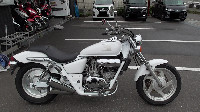 V-TWIN }Oi